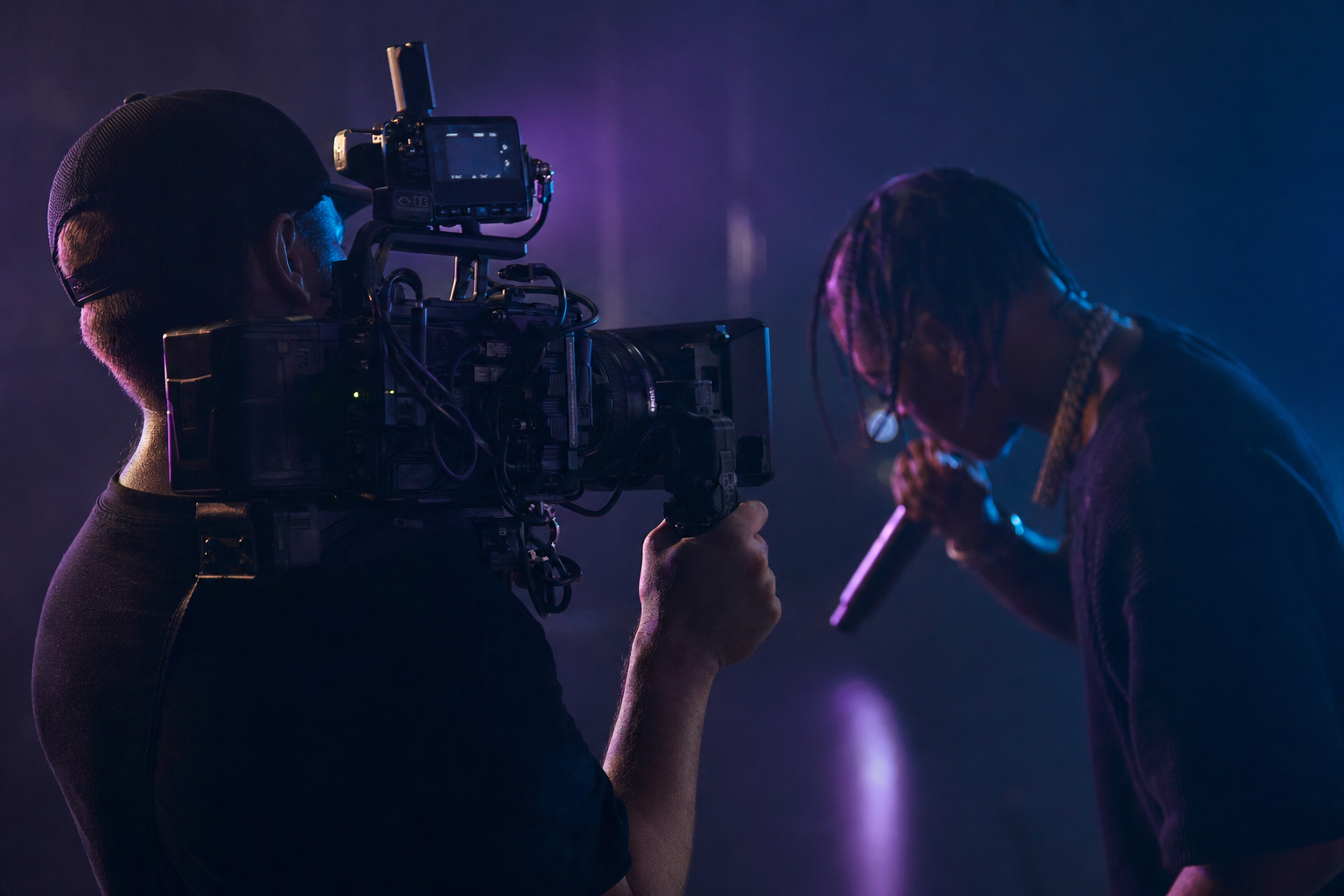 Illustrative still for camera rig: Handheld shoulder